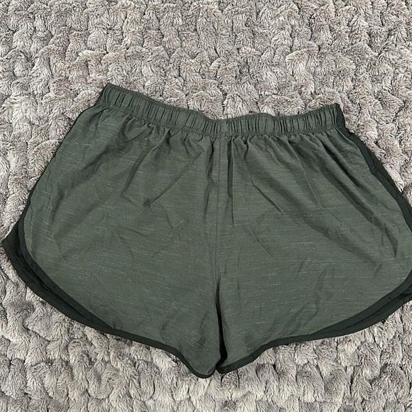 Nike charcoal running shorts - Picture 2 of 4